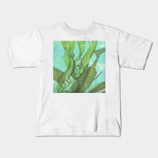 Kelp, seaweed floating underwater. Kids T-Shirt